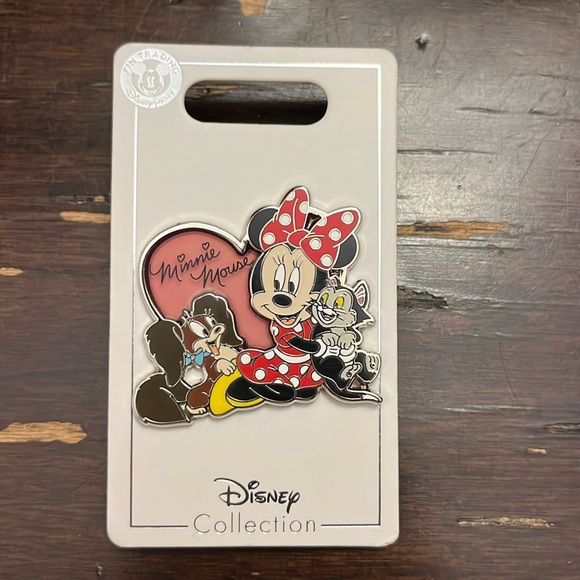 Disney Minnie Mouse pin brand new - Picture 1 of 1